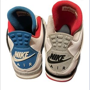 Air Jordan 4 retro se